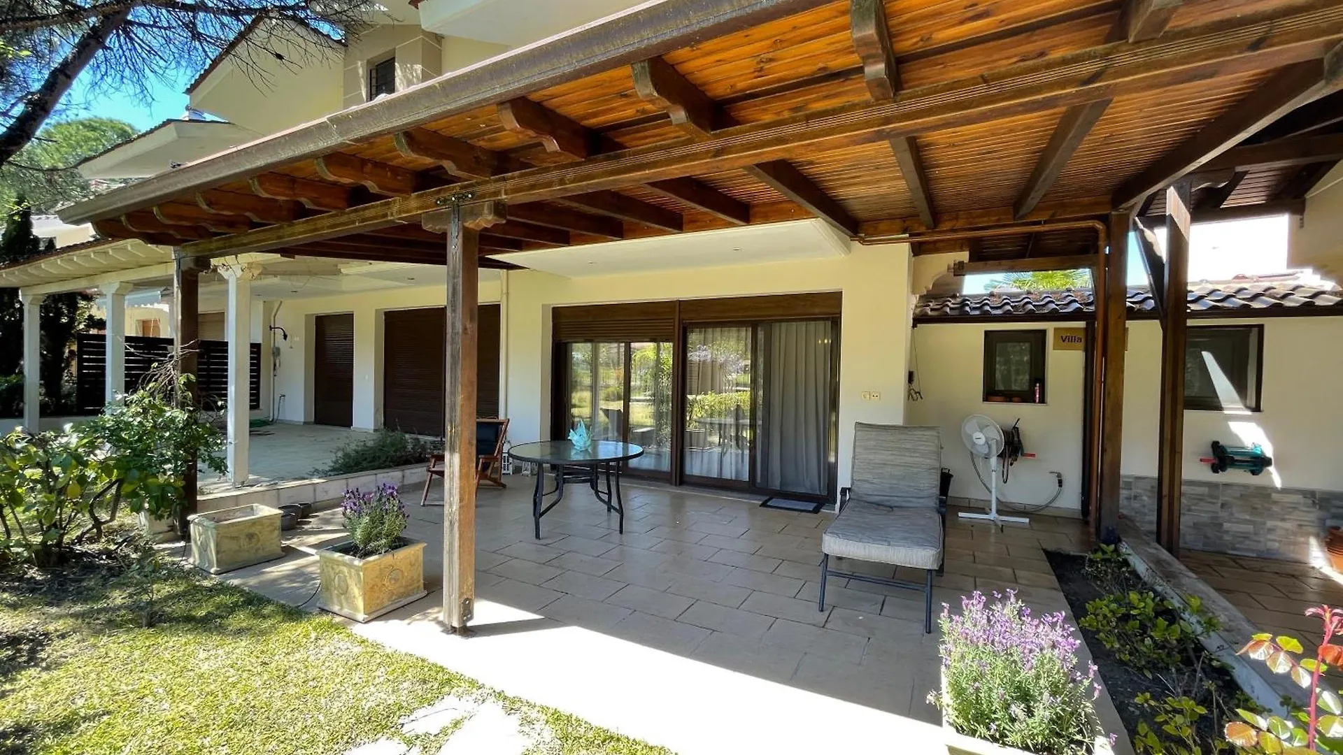 Villa Stylish Maisonette With 3 Bedrooms In Vourvourou, Greece