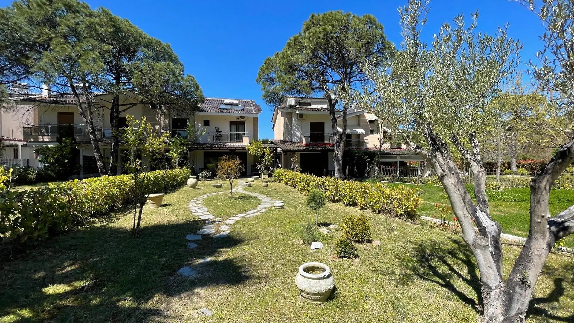 Villa Stylish Maisonette With 3 Bedrooms In Vourvourou, Greece