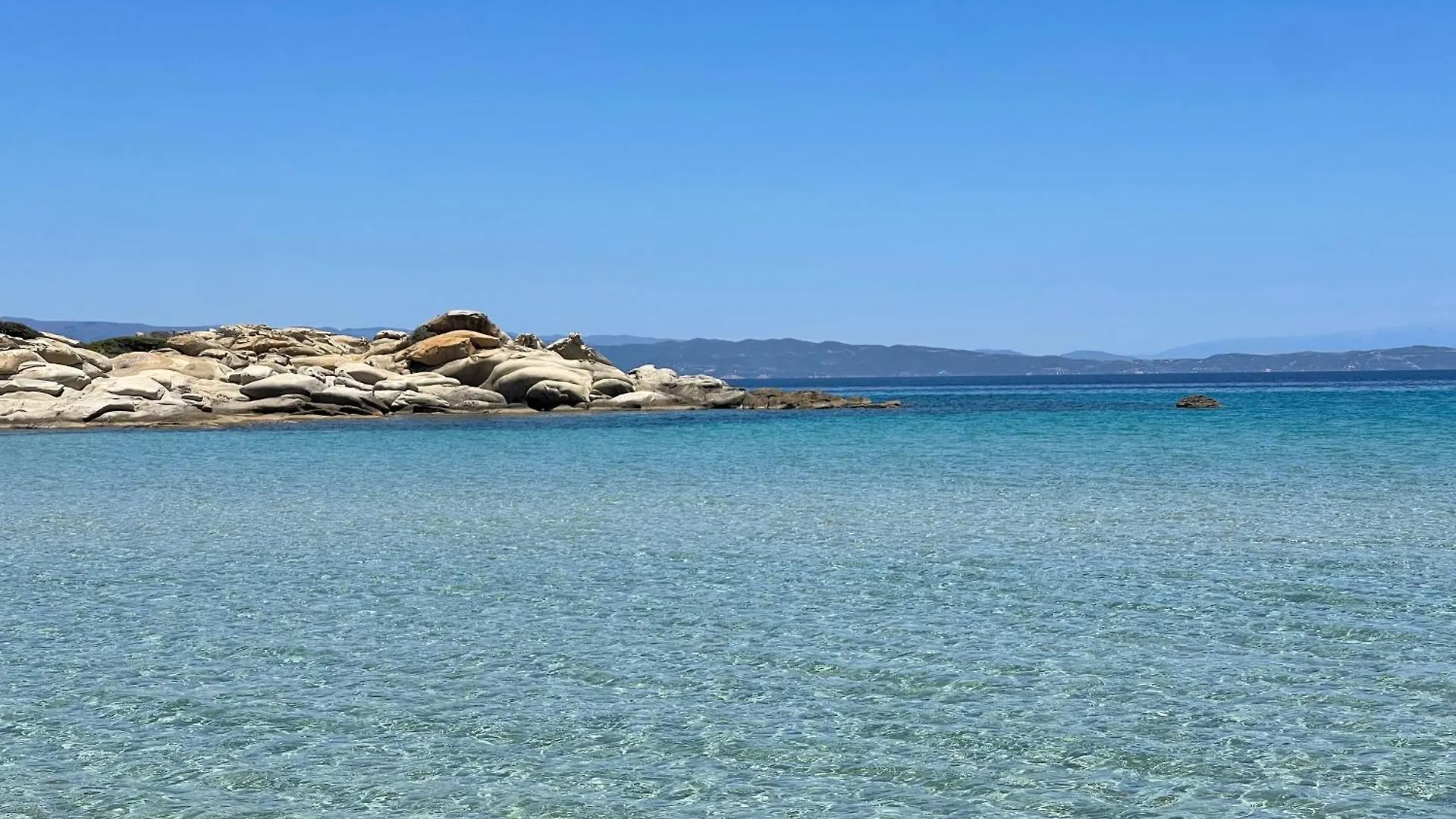 Villa Stylish Maisonette With 3 Bedrooms In Vourvourou, Greece