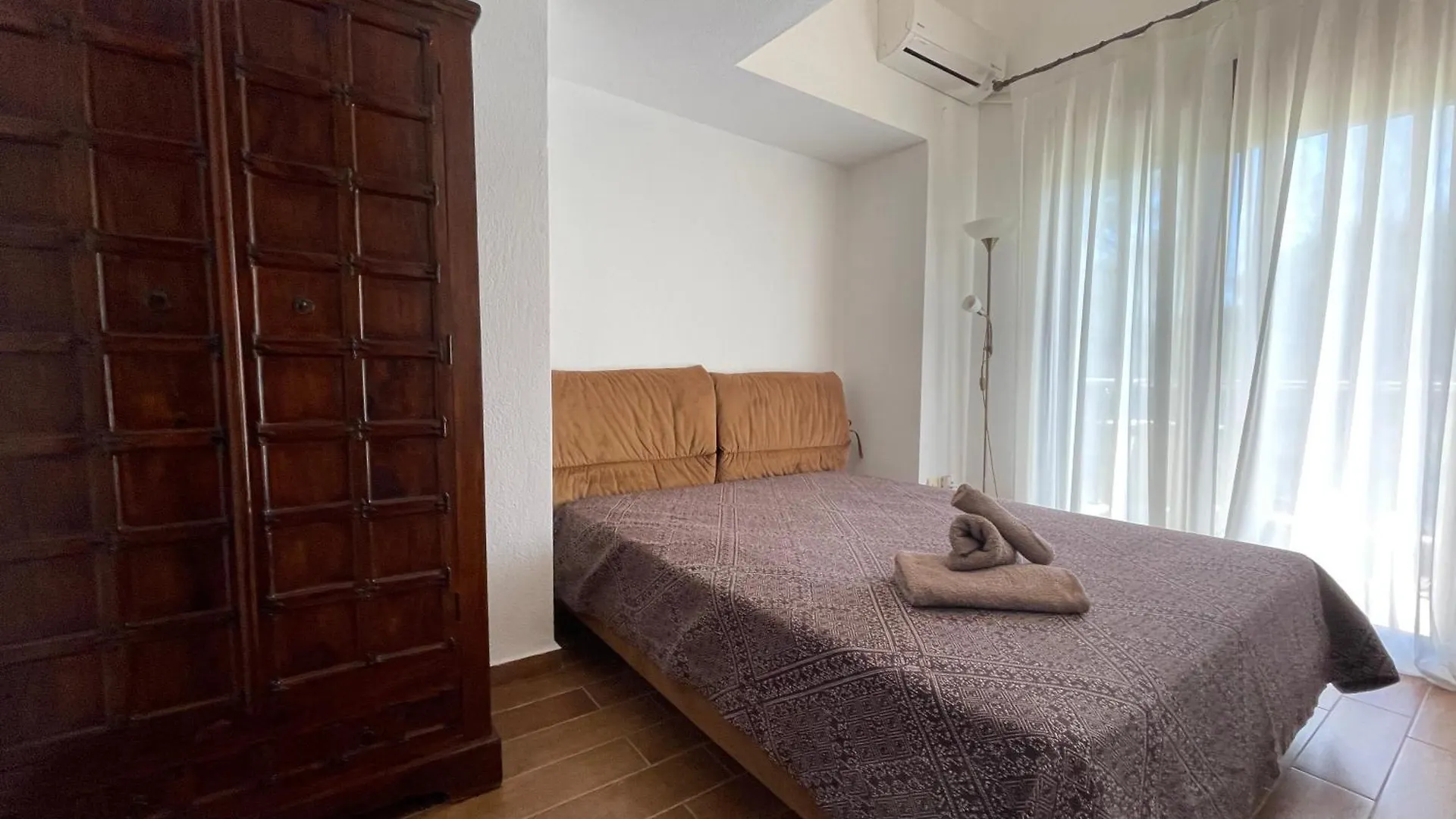 Stylish Maisonette With 3 Bedrooms In Vourvourou, Greece