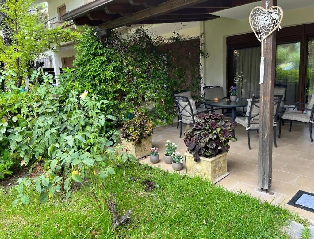 Villa Stylish Maisonette With 3 Bedrooms In Vourvourou, Greece
